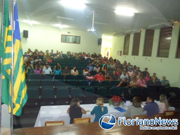 PARFOR/UESPI realiza I Semin&aacute;rio Regional de Forma&ccedil;&atilde;o de Professores e Pr&aacute;ticas Pedag&oacute;gicas.(Imagem:FlorianoNews)