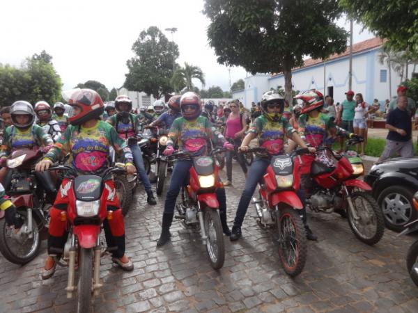 Mulheres participaram da 7ª edição do Rally do Batom de São João dos Patos