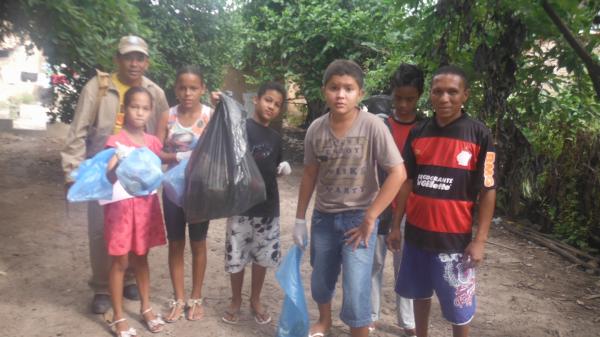 Escola Municipal realiza mutir&atilde;o de combate a dengue.(Imagem:FlorianoNews)