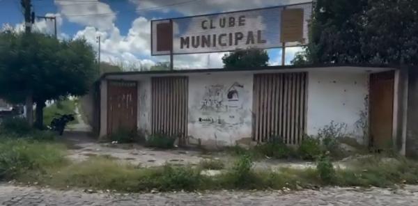 Prefeito Antônio Reis anuncia reforma e nova destinação do Clube Municipal de Floriano