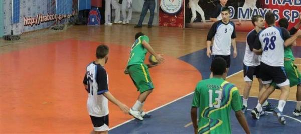 É Brasil! Caic vence Dinamarca e pega Alemanha na final do Mundial Escolar
