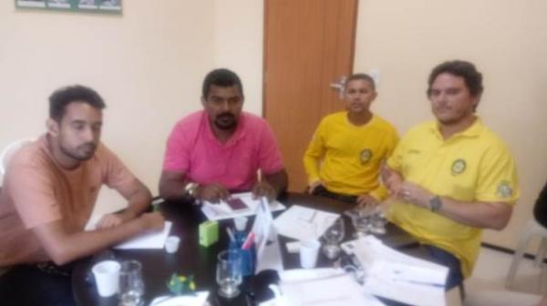 Reunião define programação e normas dos paredões de som no Carnaval de Floriano