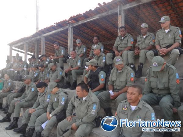 Policiais do 3&ordm; BPM participam de Culto Ecum&ecirc;nico.(Imagem:FlorianoNews)