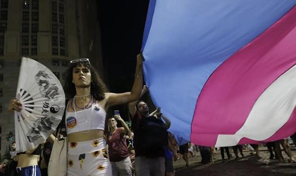 STF garante atendimento de saúde a transexuais e travestis