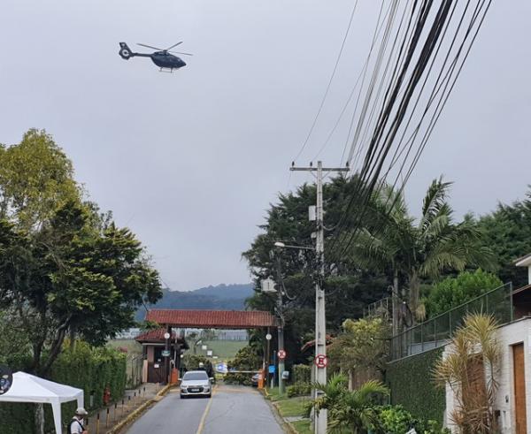 Neymar chegou &agrave; sele&ccedil;&atilde;o brasileira usando seu helic&oacute;ptero.(Imagem:Jorge Natan)