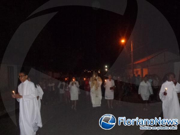 Corpus Christi &eacute; celebrado com missa e prociss&atilde;o em Bar&atilde;o de Graja&uacute;.(Imagem:FlorianoNews)
