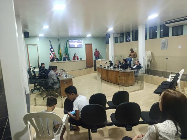 Vereador Marcus Vinicius destaca valoriza&ccedil;&atilde;o da educa&ccedil;&atilde;o durante sess&atilde;o do sindicato dos servidores em Bar&atilde;o de Graja&uacute;(Imagem:FlorianoNews)