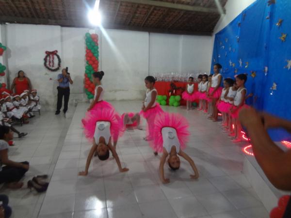 Escola Mega de Floriano realizou confraterniza&ccedil;&atilde;o de natal.(Imagem:FlorianoNews)