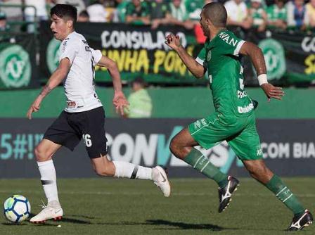 De olho em vaga e prêmio, Corinthians visita a Chape pela Copa do Brasil