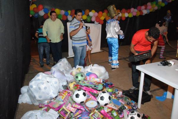 Prefeitura realizou festa em homenagem ao Dia das Crian&ccedil;as em Bar&atilde;o de Graja&uacute;.(Imagem:Reprodu&ccedil;&atilde;o/Facebook)