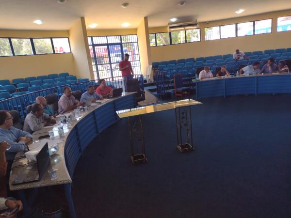 C&acirc;mara Municipal de Floriano realiza reuni&atilde;o para discutir a LDO 2023(Imagem:FlorianoNews)