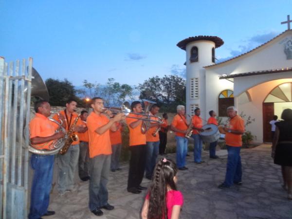 Prociss&atilde;o encerrou o festejo de Santa Rita de C&aacute;ssia em Floriano.(Imagem:FlorianoNews)