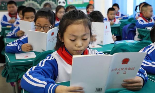Novas regras de aulas particulares da China colocam bilhões de dólares em jogo
