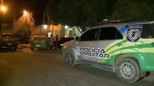 Bandidos rendem clientes e levam R$ 60 mil de Correios na Zona Sul