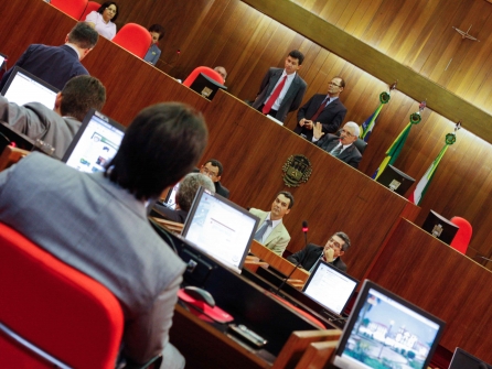 Governo pede autorização para empréstimo de R$ 315 milhões