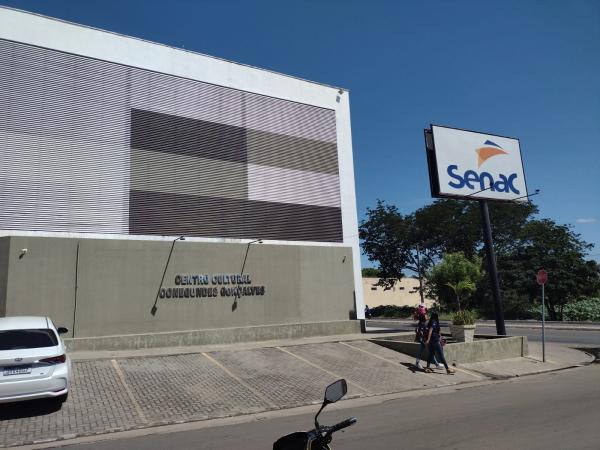 Senac de Floriano recebe Sarau Literário com grandes nomes da literatura e das artes