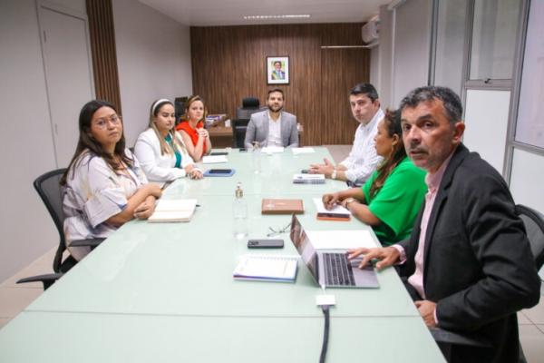 Seduc irá integrar curso de informática ao ensino de Tempo Integral