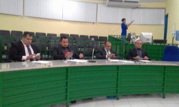 C&acirc;mara Municipal de Floriano realiza sess&atilde;o ordin&aacute;ria da segunda quinzena de mar&ccedil;o.(Imagem:FlorianoNews)