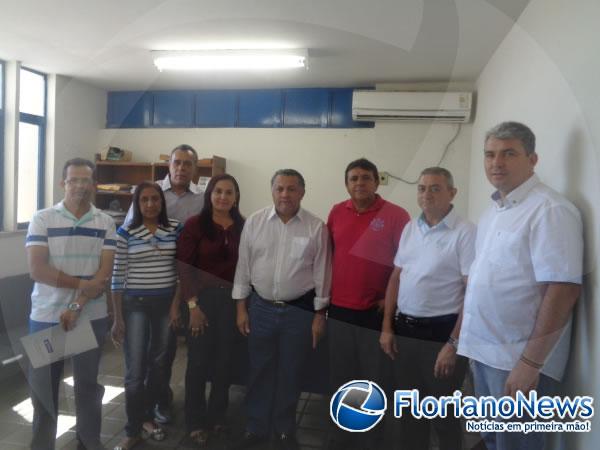 Vereadores visitam sistema de abastecimento de água de Floriano.(Imagem:FlorianoNews)