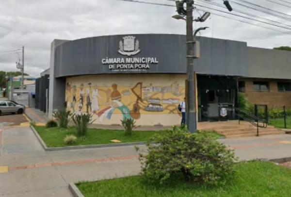 Concurso da Câmara de Ponta Porã abre vagas com salários de até R$ 8 mil