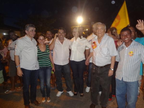Gilberto Jr e Salom&atilde;o Holanda agradecem a vit&oacute;ria em Floriano.(Imagem:FlorianoNews)