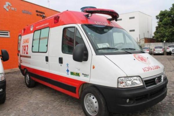 Criança aciona o SAMU para atender seu pai que estava passando mal