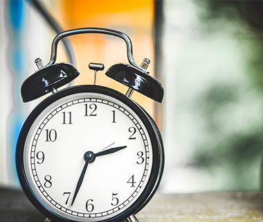 Horário de verão termina à meia-noite deste sábado
