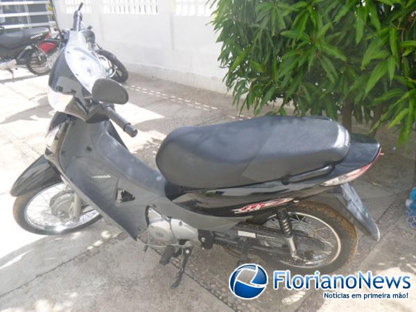 Moto furtada de residência é recuperada pela Polícia Militar de Floriano.(Imagem:FlorianoNews)