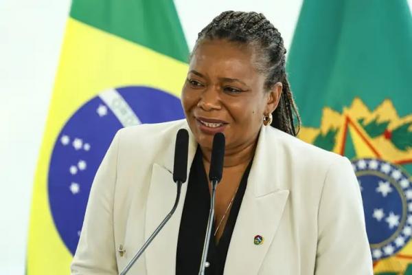 Margareth Menezes defende que o decreto fortalece os direitos culturais de todos os brasileiros.(Imagem:Marcelo Camargo/Ag&ecirc;ncia Brasil)