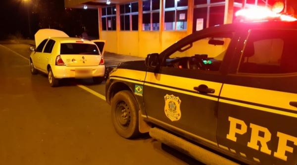 Motorista de aplicativo é preso com veículo roubado em Teresina