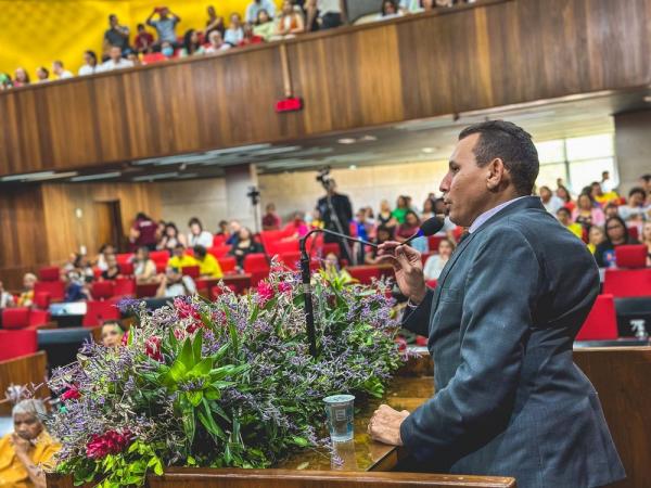 Dia de Luta da Pessoa com Deficiência é marcado por programação especial na Alepi
