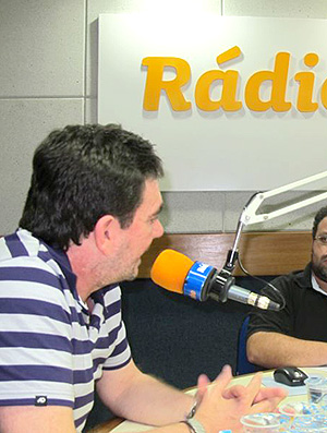 Andrés descarta reforços em 2010 e insinua que Roma deve a Adriano