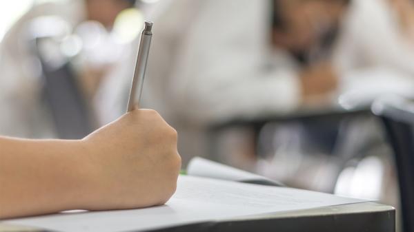 Duas prefeituras do Piauí estão com inscrições abertas para 172 vagas e salário de até 5 mil