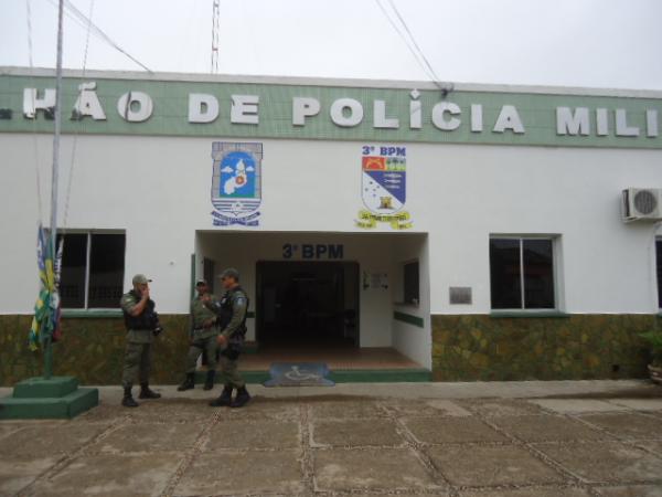 Moto roubada é usada em assalto a posto de combustíveis em Floriano