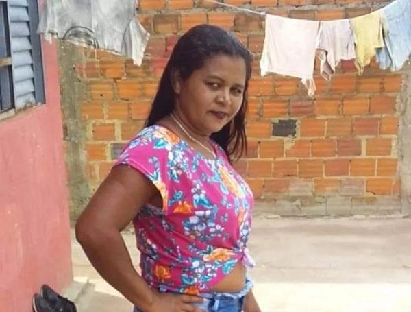 Mulher é assassinada a tiros e companheiro é baleado em rua da Zona Norte de Teresina