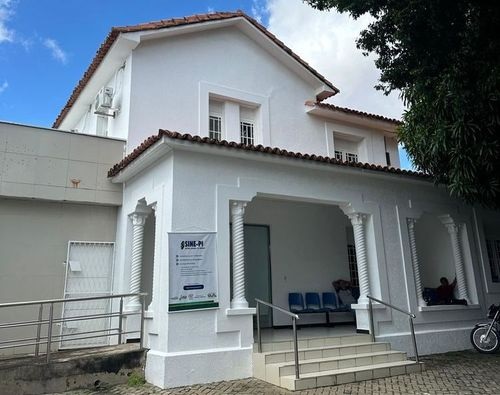 Sine disponibiliza mais de 200 vagas de emprego