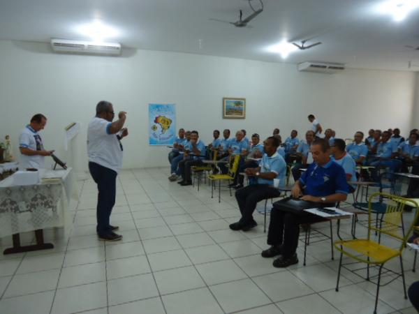 Floriano sedia IV Congresso Diocesano do Ter&ccedil;o dos Homens.(Imagem:FlorianoNews)
