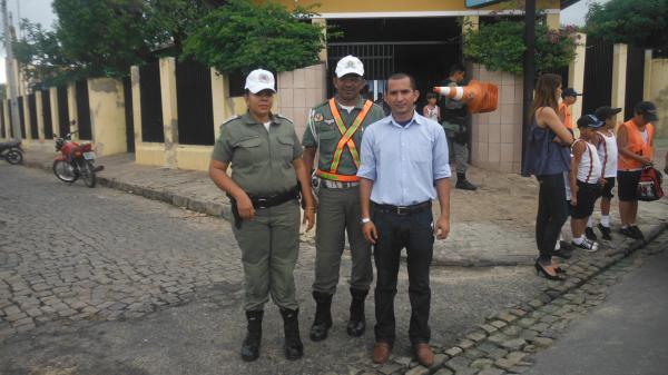 Colégio Educandário desenvolve projeto sobre a paz no trânsito.(Imagem:FlorianoNews)