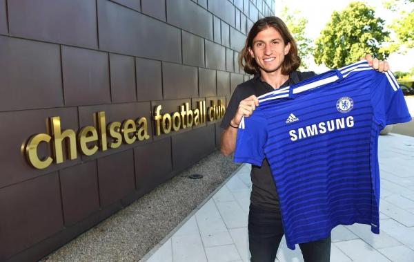 Por que Filipe Luís não se firmou no Chelsea? Técnico do Flamengo reencontra ex-clube