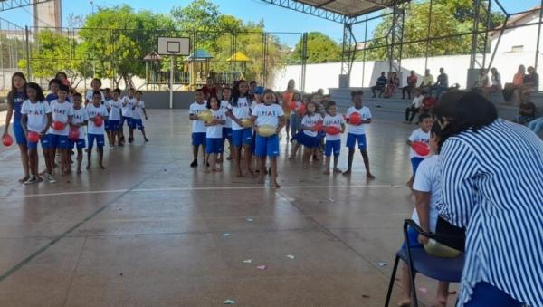 Dia da Família integra pais, alunos e escola