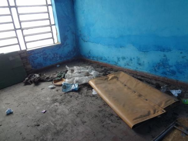 Estrutura do pr&eacute;dio da casa do estudante em Floriano est&aacute; em situa&ccedil;&atilde;o cr&iacute;tica.(Imagem:FlorianoNews)