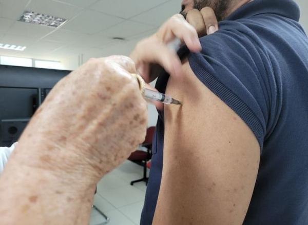 Sesapi reforça importância da adesão da população à Campanha de Multivacinação