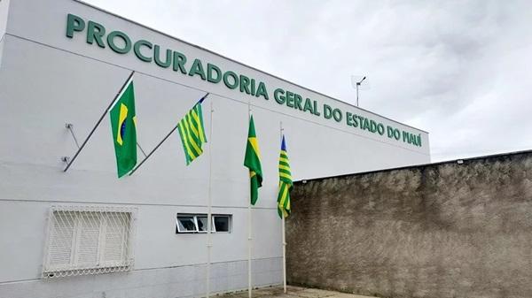 Governo do Piauí autoriza edital de concurso para Procurador do Estado com 10 vagas