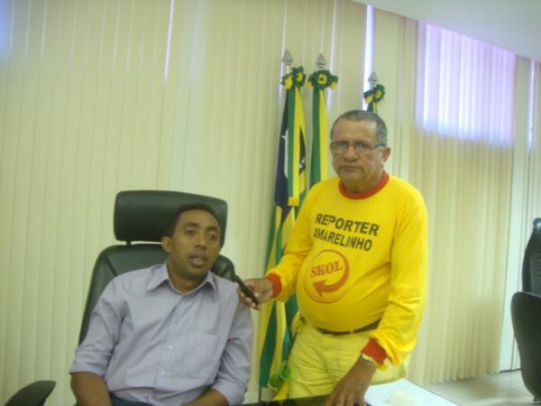 Amarelinho falou com o Prefeito Joel sobre a decis&atilde;o de manter o carnaval(Imagem:FN)
