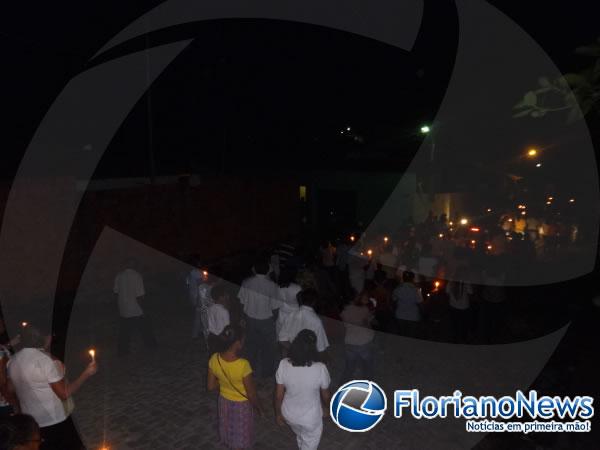 Prociss&atilde;o encerrou os festejos de Nossa Senhora de F&aacute;tima em Floriano.(Imagem:FlorianoNews)