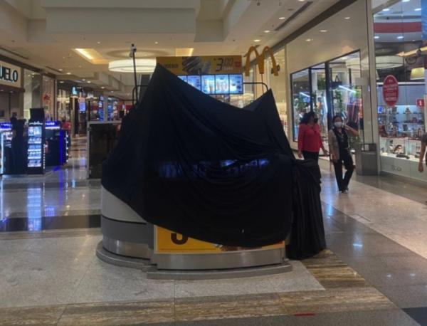 Vigilância Sanitária notifica quiosque de sorvetes com baratas em shopping de Teresina