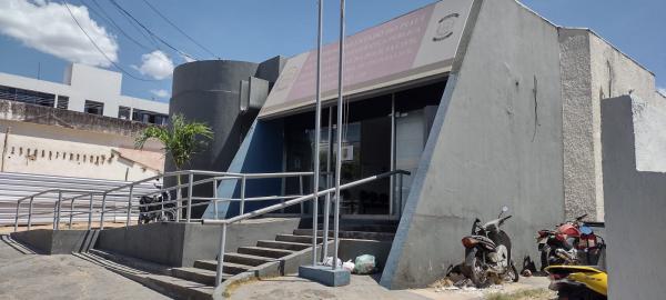 Homem é preso acusado de roubo e furto em Floriano