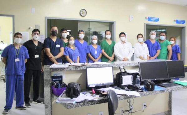 Hospital Getúlio Vargas realiza procedimento raro com tecnologia avançada