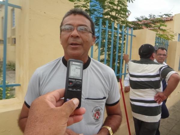 Servidores p&uacute;blicos fazem manifesta&ccedil;&atilde;o em Floriano. (Imagem:FlorianoNews)