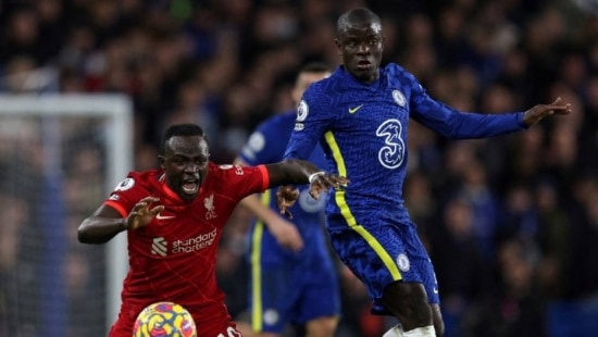 Em duelo eletrizante no Campeonato Inglês, Chelsea e Liverpool empatam por 2 a 2